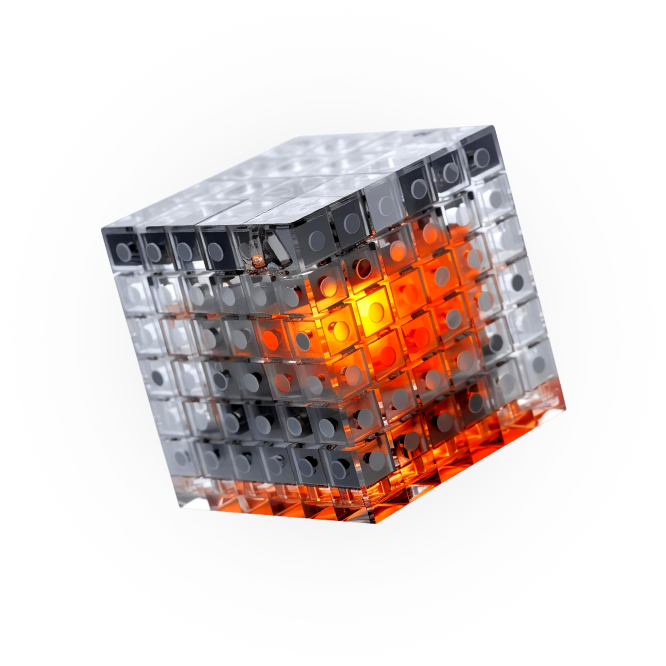 Cubo digital flotante que representa el potencial de la transformación digital”